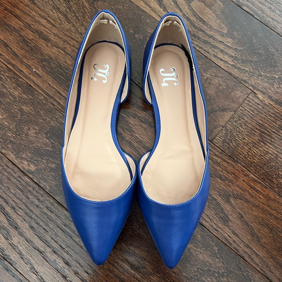 Royal blue ballet flats with pointed toe - Picture 2 of 2